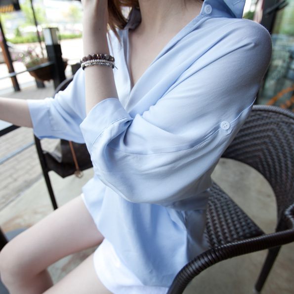 [转卖]特韩国代购oversize气质款V领蝙蝠8分袖垂感衬衫空调衫