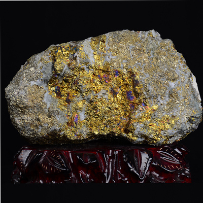 中国金都招远原生态高品位金矿石摆件06