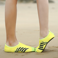 新款两用多功能保健软鞋鞋沙滩瑜伽跑步机潜水亲肤足贴鞋袜沙滩袜