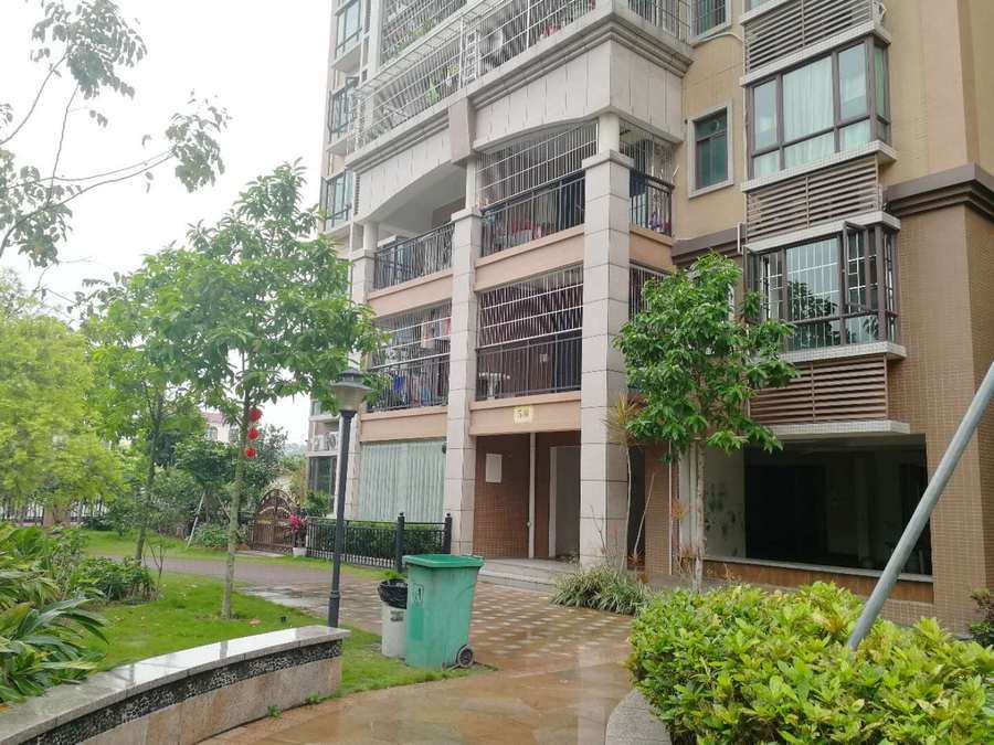 【第一次拍卖】江门市江海区外海翡翠华府5幢304室