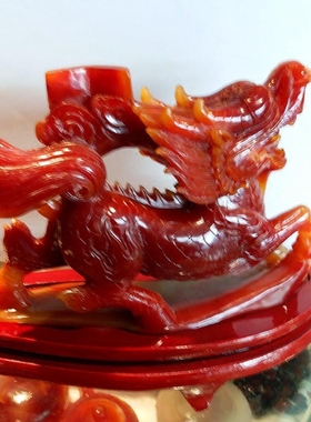 玉摆件红玛瑙麒麟家居风水器物吉祥助运陈列收藏皆宜