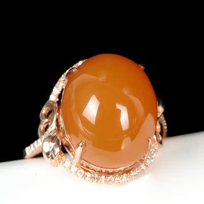 18k金镶钻 天然黄龙玉戒指 精美饰品