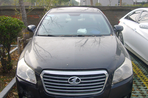 苏hfu515红旗牌ca7204mt4小型轿车 - 拍卖