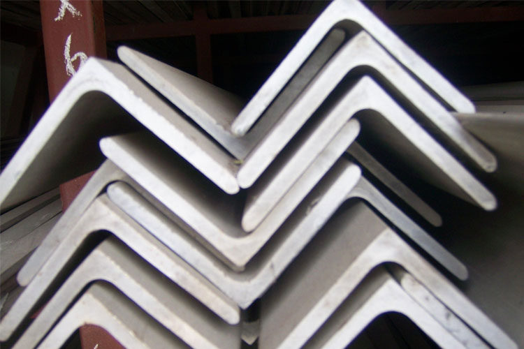 热销不锈钢三角铁_304不锈钢角钢/角铁/三角钢/等边角钢/不等边角钢 l