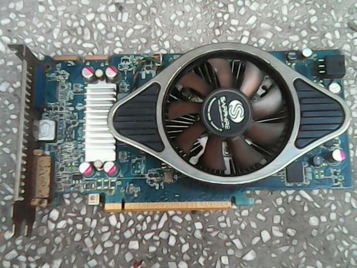 蓝宝石hd4830512m256bit