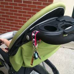 2016新款实用方便携带多功能挂带婴儿推车钥匙挂带妈咪外出必备品