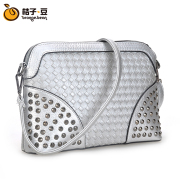 2015 new Korean version of Messenger Bag Orange bean Ms rivet knit small packets of simple one-shoulder bag