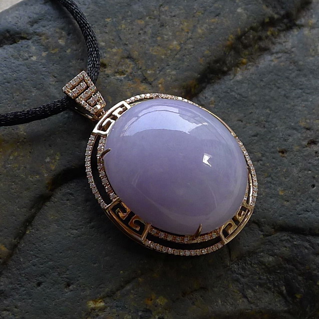 18k金伴钻a货翡翠紫罗兰蛋面吊坠