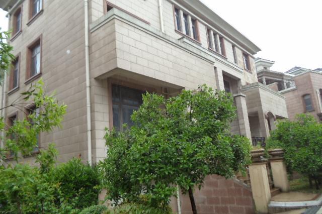 【第一次拍卖】张家港市杨舍镇缇香世家2幢02室