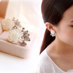 Party Queen silver white leaves pierced ear ear clip earrings ear jewelry ear acupuncture ear bones clip