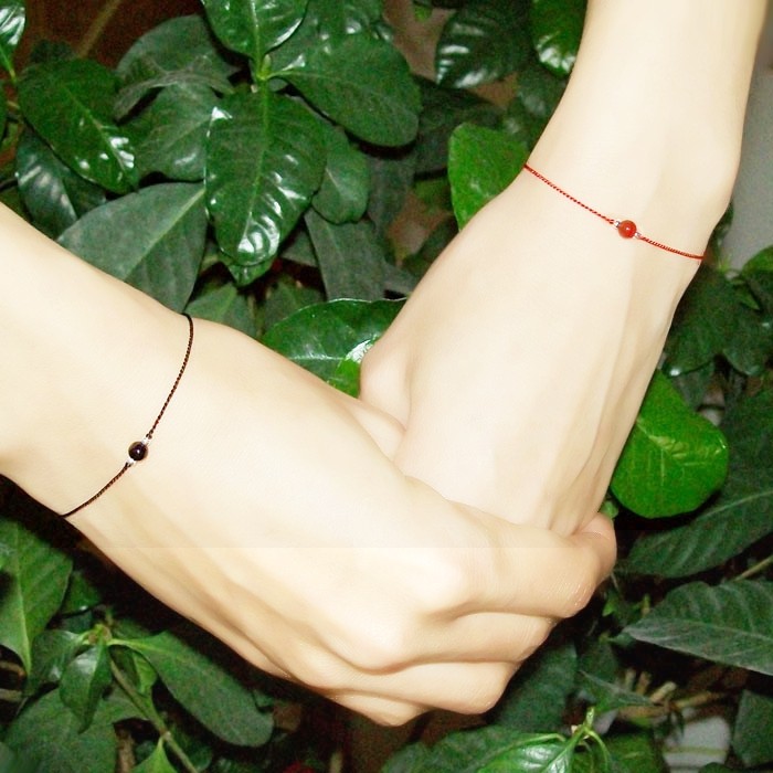 玛瑙_细手工编织红绳水晶玛瑙手链男女情侣简约手绳月老红线姻缘线