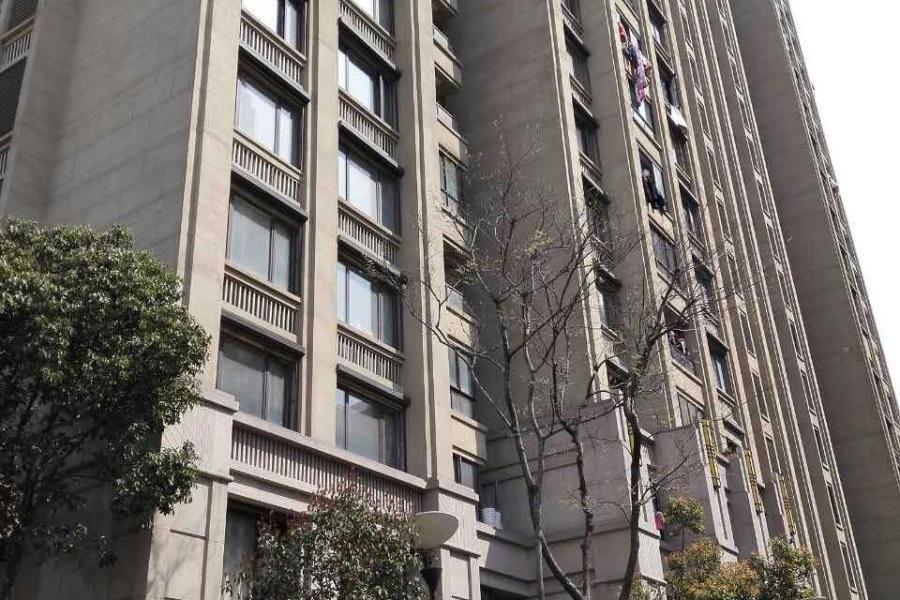 【第一次拍卖】苏州市相城区元和街道阳澄湖西路966号融城花园44幢106