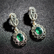 Thai Thai Silver 925 Silver gemstone jewelry retro long delicate green agate earrings earring