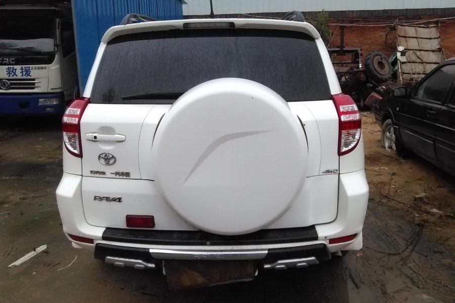 【第一次拍卖】豫sk9931丰田牌tv6460glx-i白色轿车