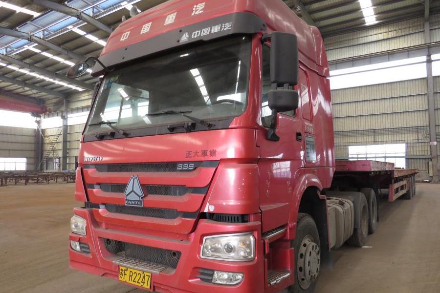 【第一次拍卖】苏fr2247重型半挂牵引车,苏f8455重型低平板半挂车