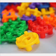 正品新花型塑料积木 儿童早教益智拼插拼装积木幼儿桌面玩具