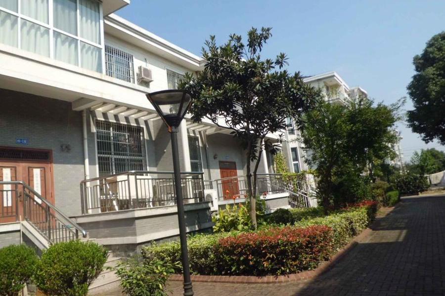 【第一次拍卖】常州市武进区郑陆镇长青苑联排别墅40-d座 可贷款可