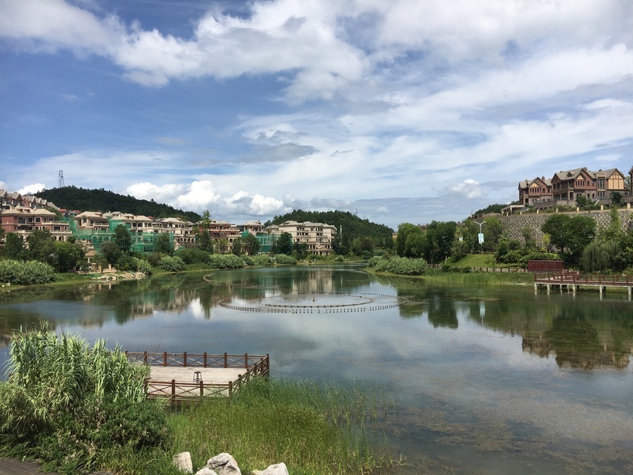 【第一次拍卖】贵阳市乌当区航天路172号保利公园20101-c-2栋1层1号