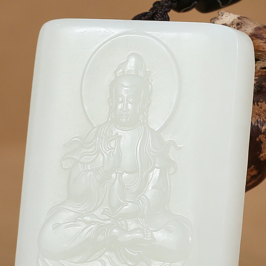 苏工省级玉雕大师张安琪 和田玉挂件观音菩萨坐相 和平寺佛法加持