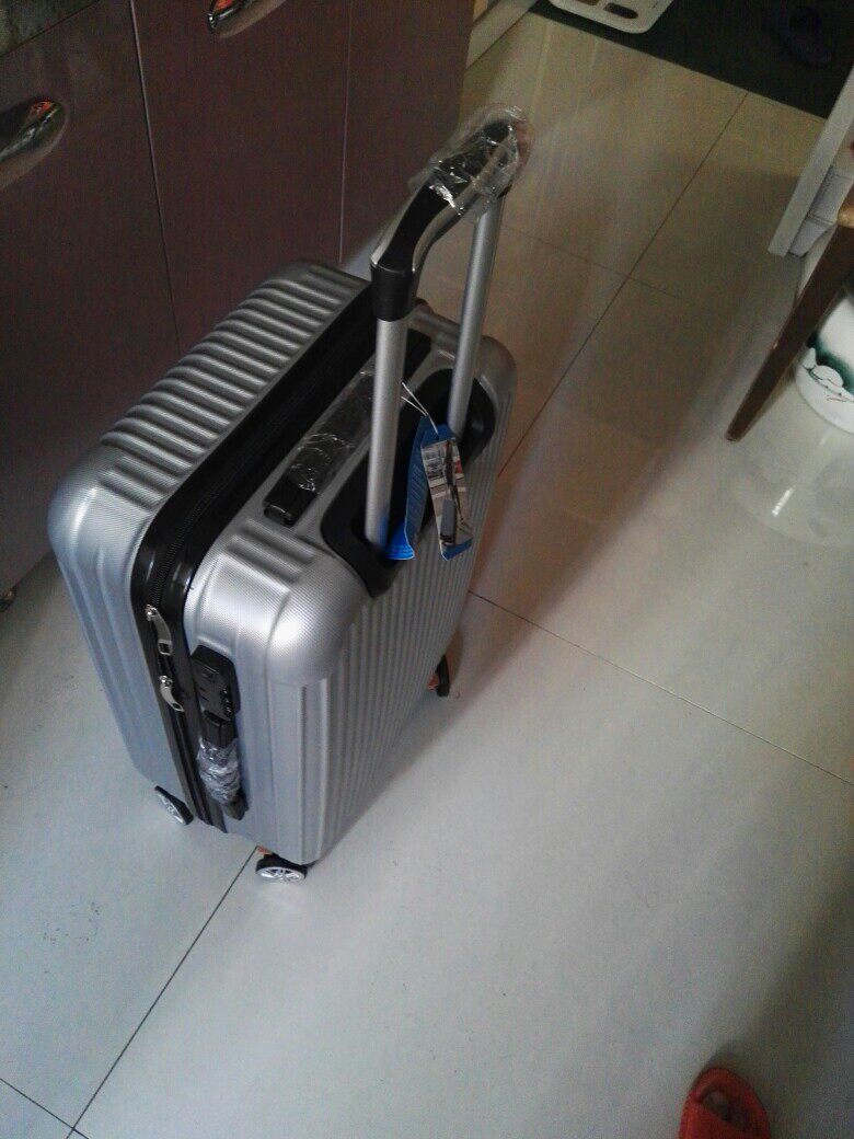 雅班得行李箱最新活动>> 【立即点击查看优惠活动】6,收到了,看着还不