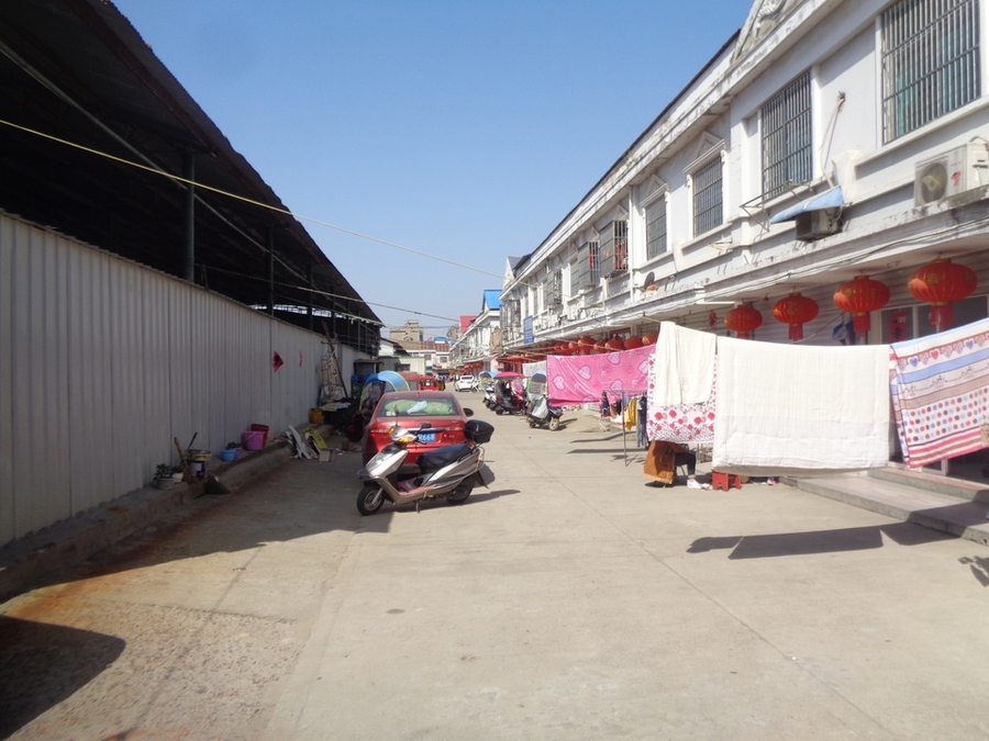 【第二次拍卖】六安市三十铺镇兴皖路农贸市场商住用房 不限购不限购