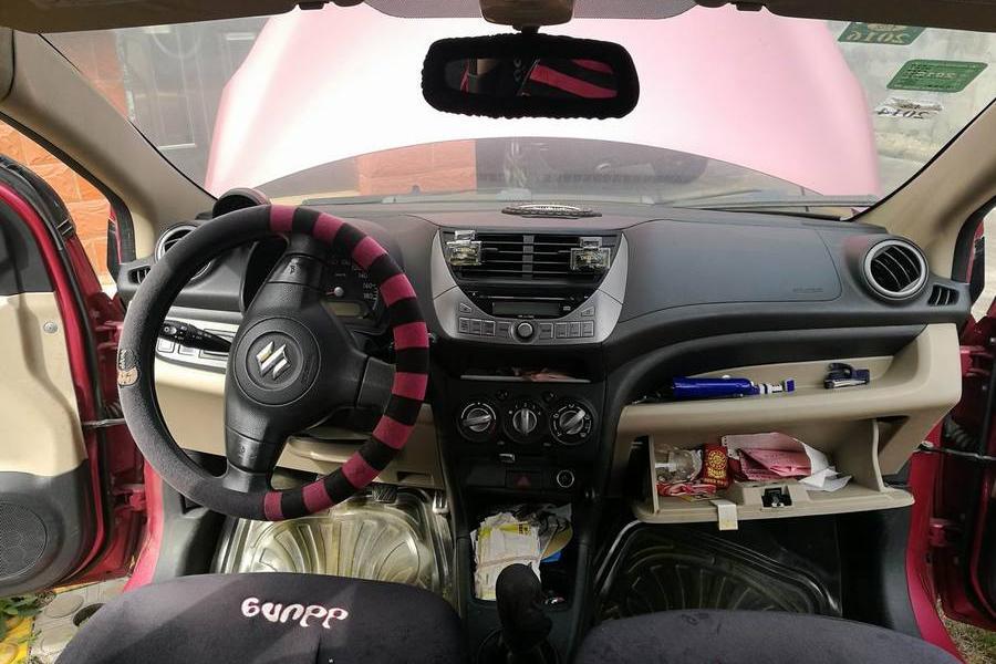 【第一次拍卖】车牌号"桂ejs296"长安牌sc7103小型轿车