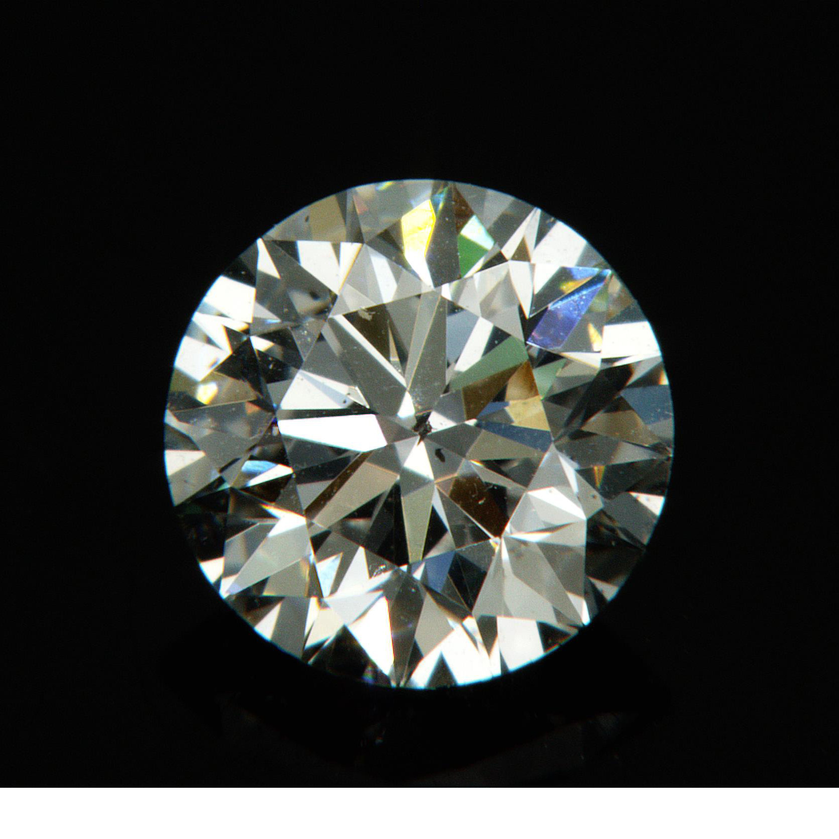 0.7克拉 si1净度 e色 vg切工 圆形 裸钻 高清视频 gia【ide326】