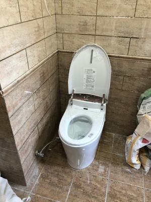 目前看来装修师傅推荐的雅简沐超漩虹吸式马桶怎么样，方便好用？