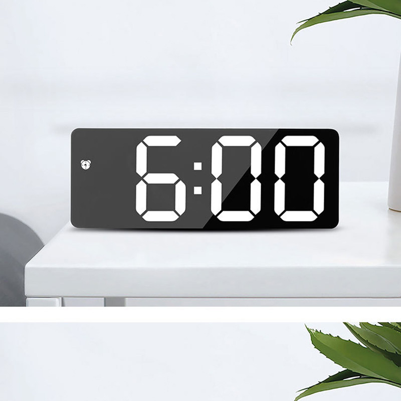 新款led创意镜面钟多功能静音学生数字床头卧室闹钟电池插电时钟