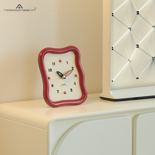屋准客厅桌面奶h油风时钟装饰摆件台式个性座钟现代简约钟表摆放