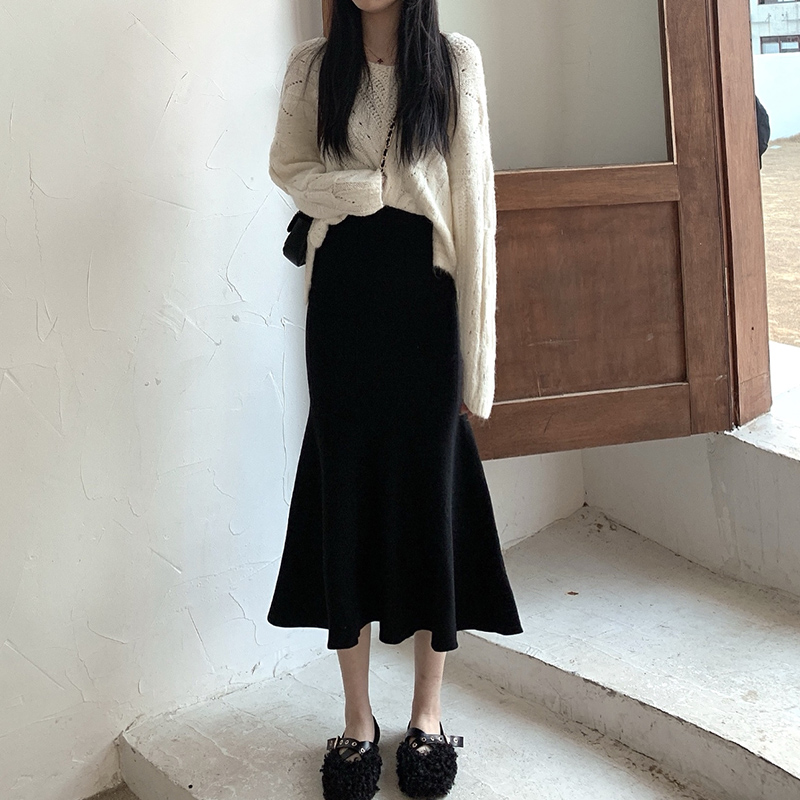 包臀针织鱼尾裙子女半身裙秋冬天配毛衣中长款港味复古高腰a字裙