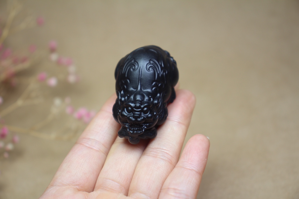 和田玉新疆墨玉黑羊脂貔貅把件送证书包邮