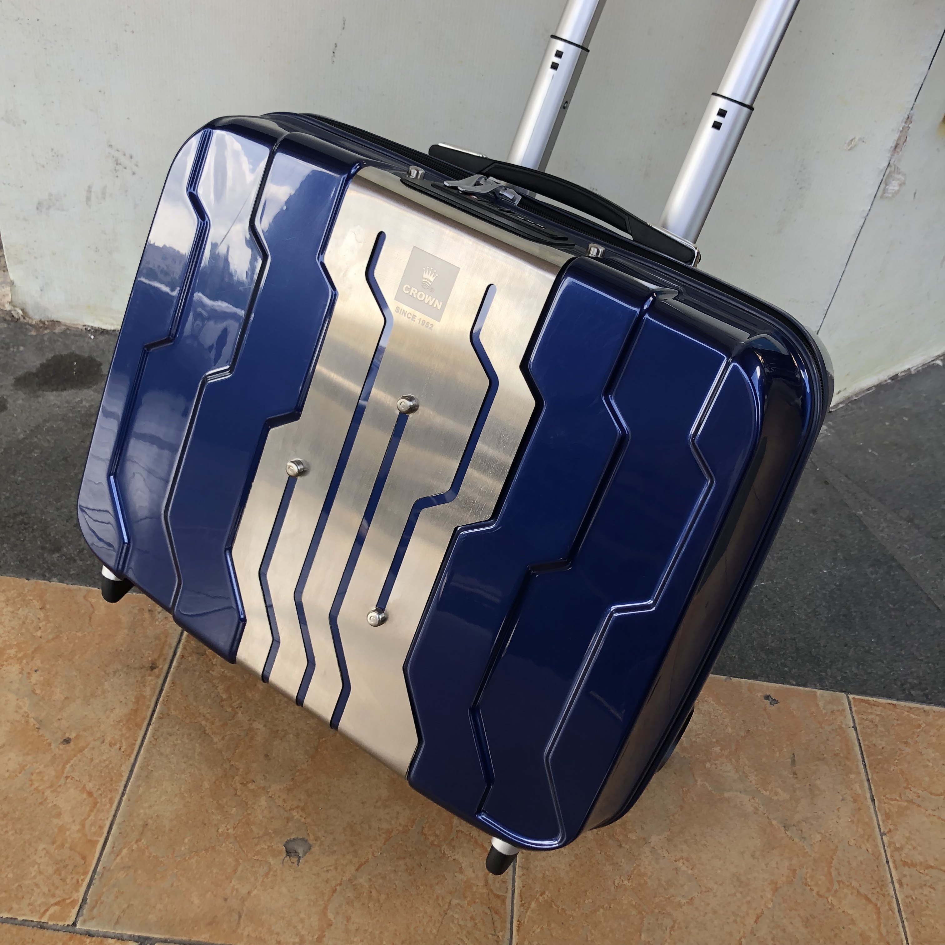 crown皇冠拉杆箱