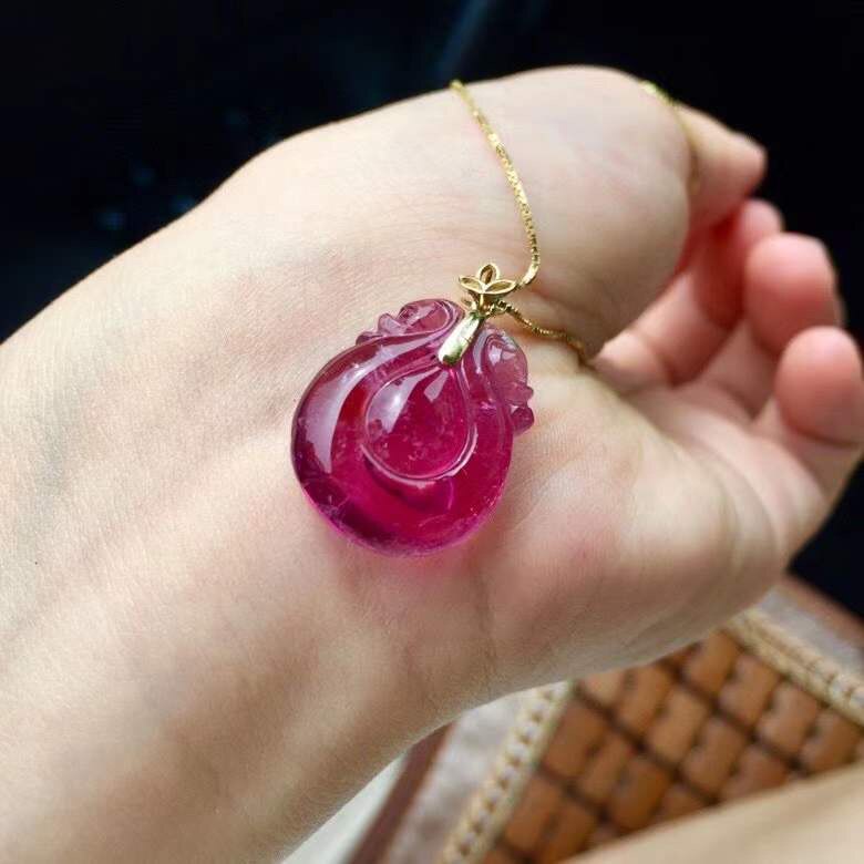 天然巴西玻璃体卢比来红碧玺如意吊坠18k金镶嵌吉祥如意锁骨链女