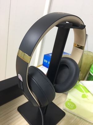 Re:beats studio 3 wireless和solo3区别是什么?beats studio 3 wireless和solo3哪 ..