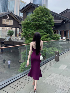 显白紫色高级感吊带连衣裙女夏季2023新款御姐轻熟风收腰鱼尾长裙