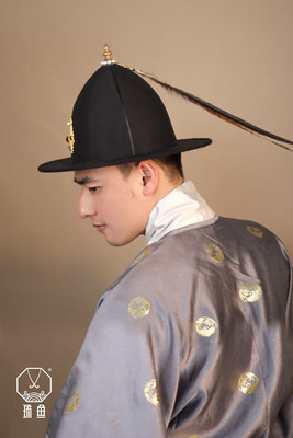 琉鱼汉服明制金顶大帽配饰首服花翎孔雀羽搭道袍贴里罩甲曳撒原创
