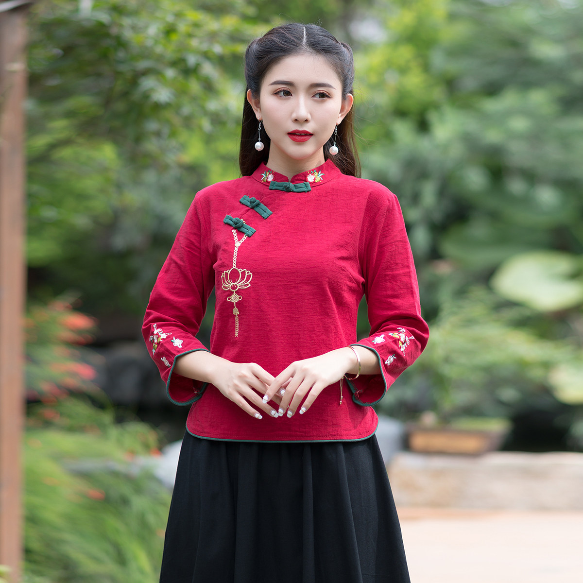民族风女装棉麻衫中式新秋款 立领绣花七分袖 盘扣棉麻上衣女