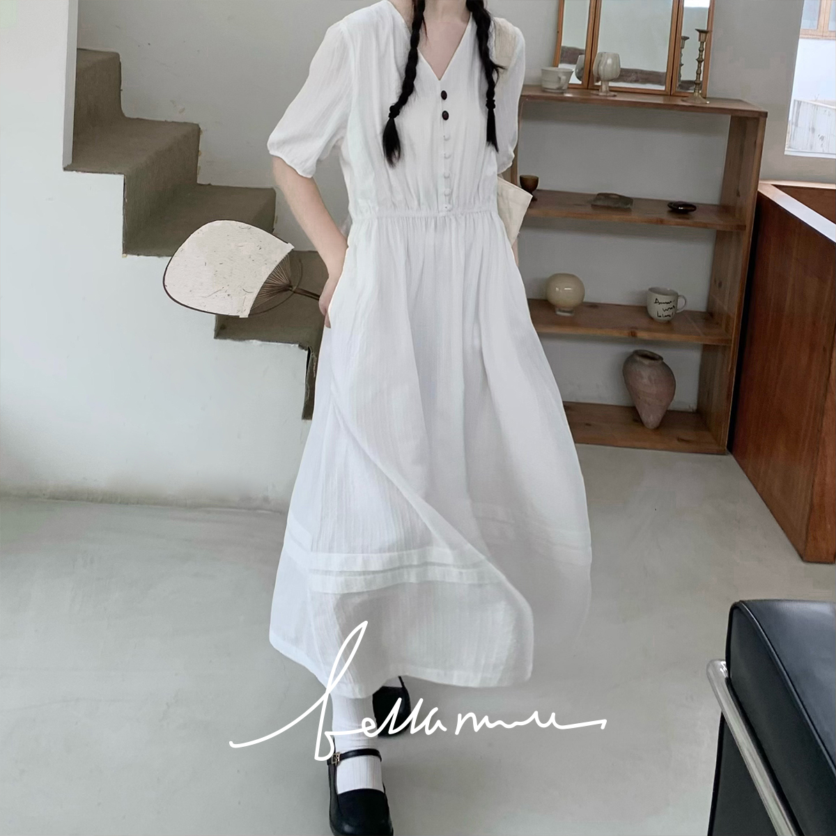 【BM4.11新品】显瘦的小白裙 V领蘑菇扣短袖松紧腰百搭简约连衣裙