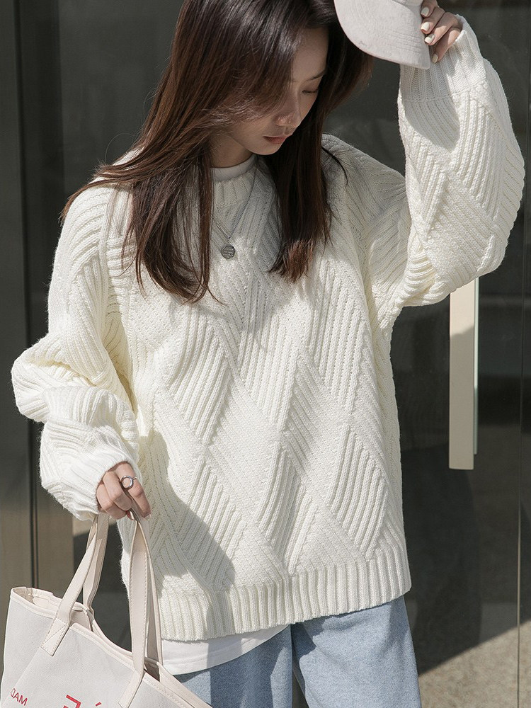 软糯白色毛衣女设计感2021秋冬小众宽松加厚外穿套头圆领针织上衣