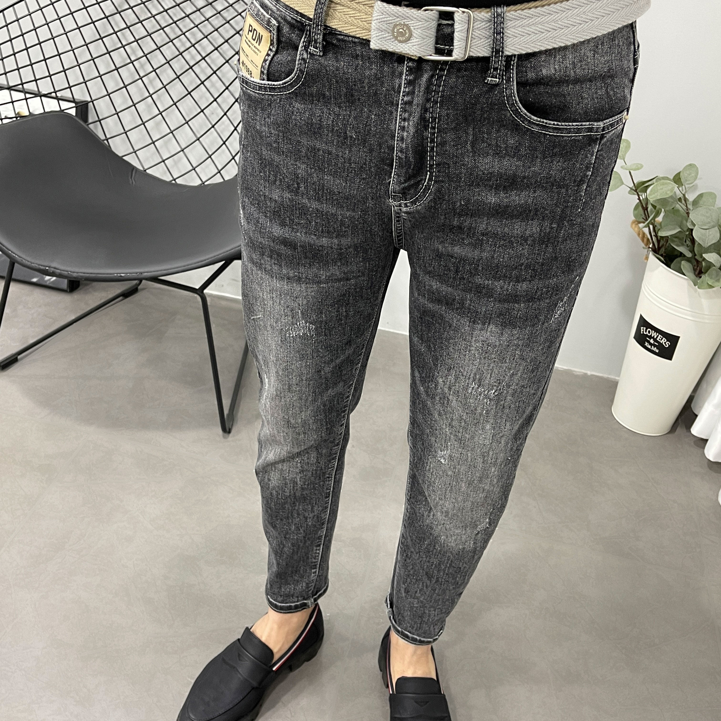 ins烟灰中腰微跨哈伦小脚牛仔裤男潮牌春夏新青年弹力百搭老爹裤