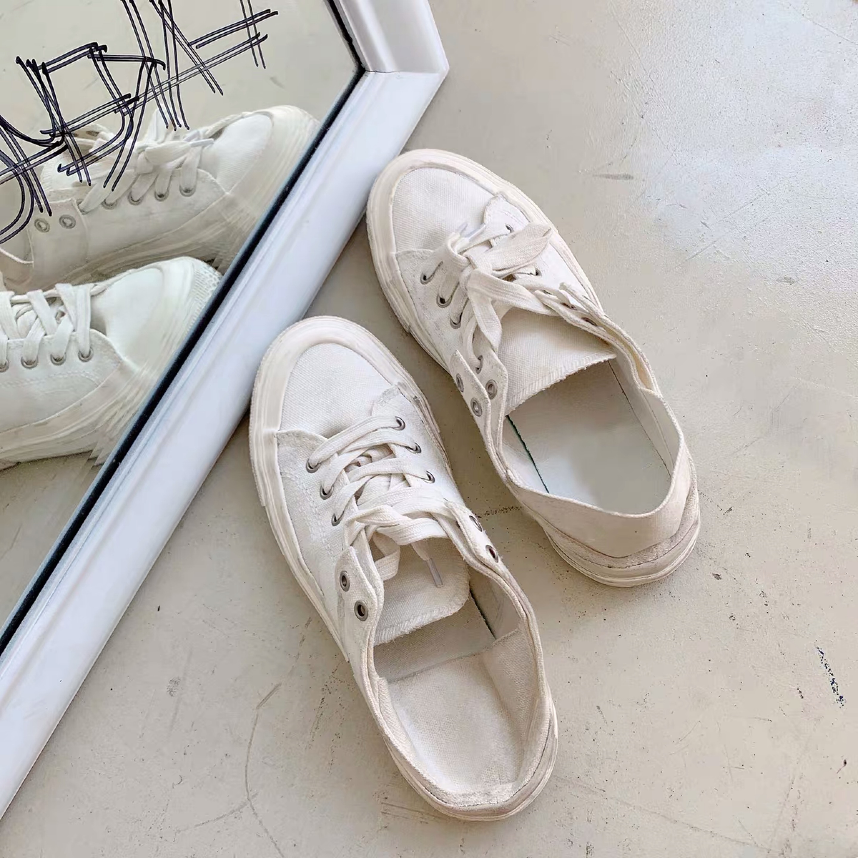 tomato Same item black and white canvas shoe 2019 Street beat Korean Edition student Versatile skate shoes leisure time White shoesin the Women's Shoes, Canvas shoes category - from Buy2taobao.com to provide professional Taobao agent buy service