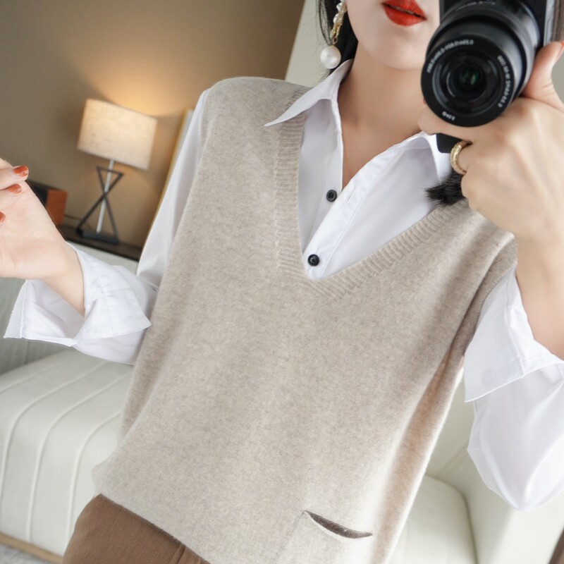 100纯羊毛秋冬21新款针织打底羊绒衫外穿宽松马甲背心女v领坎肩女