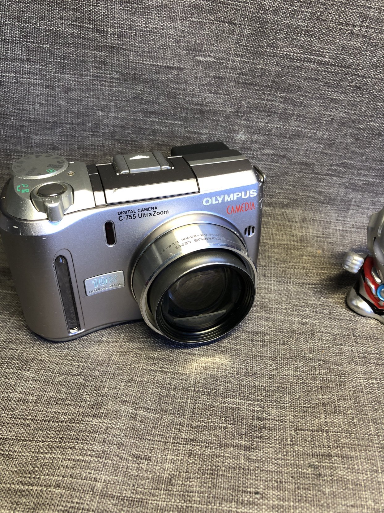 olympus奥林巴斯c-755ccd胶片感变焦金属机身数码相机