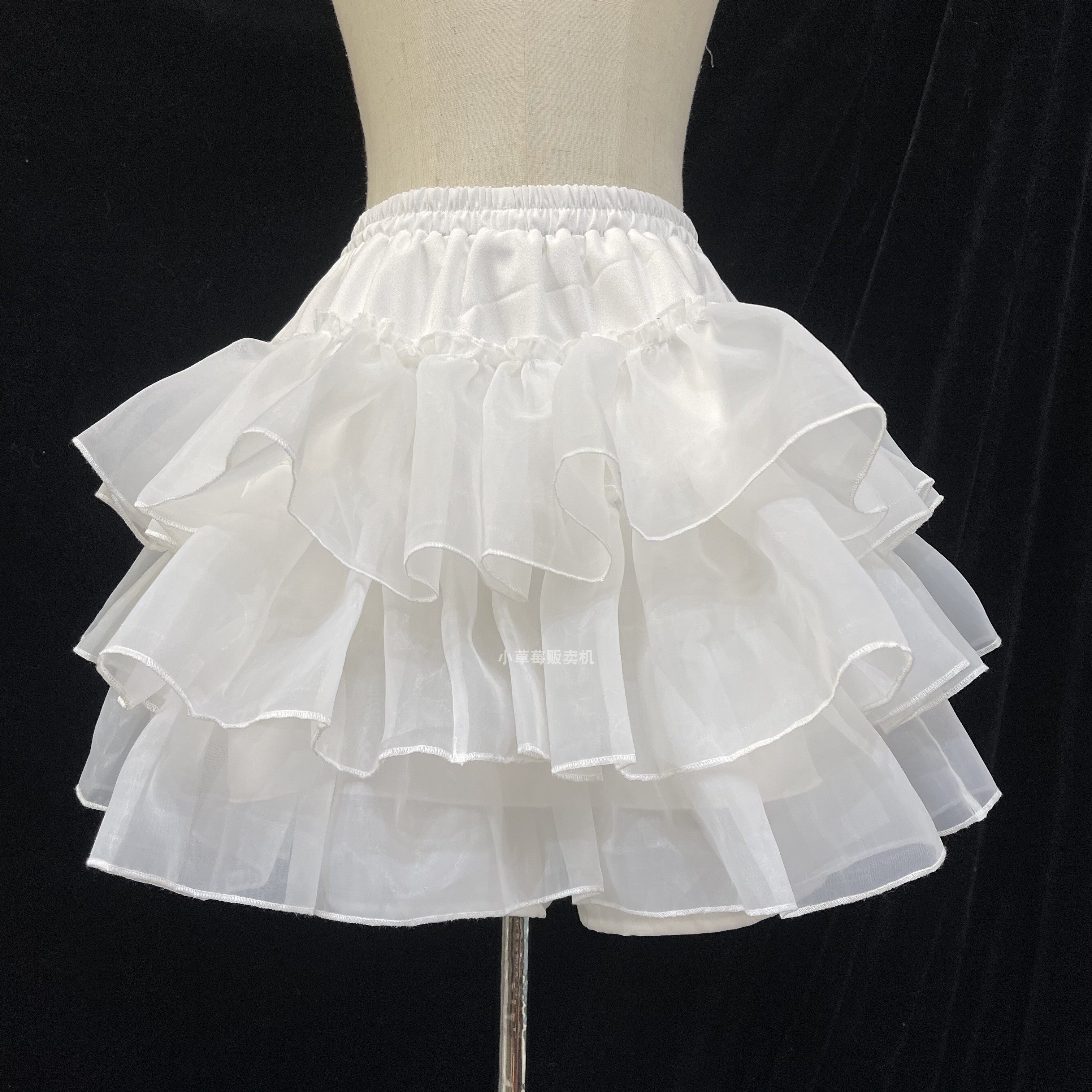 现货小草莓贩卖机狗短南瓜撑lolita裙撑