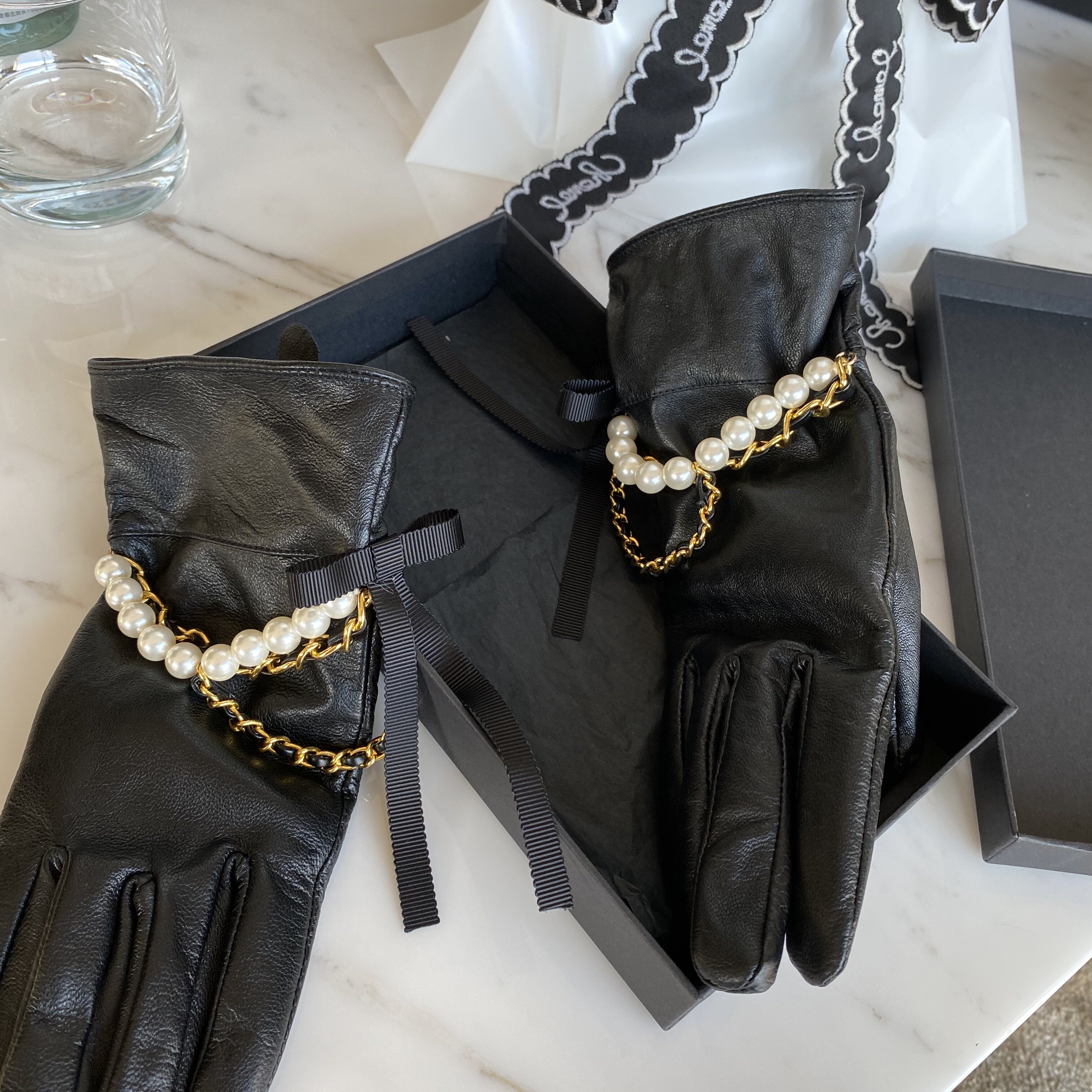 wuuus珍珠链条全真手工黑色羊皮手套冬天女加绒加厚保暖手套防寒