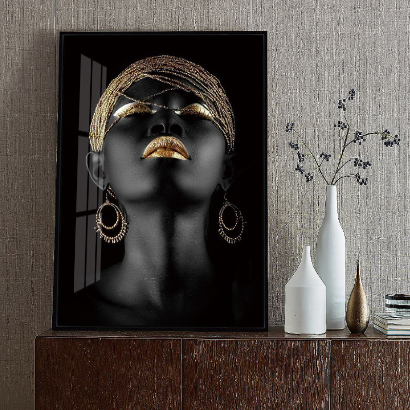 �Ը�Ħ�Ǻ�����Ů�b���ɫ��ָ�ڰױڮ��p�ݘӰ��g�������P(gu��n)�쮋