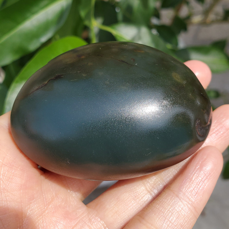 方言和田玉珍藏标本级精品金鹿皮天蓝色蓝玉籽料水滴型原石玩料o