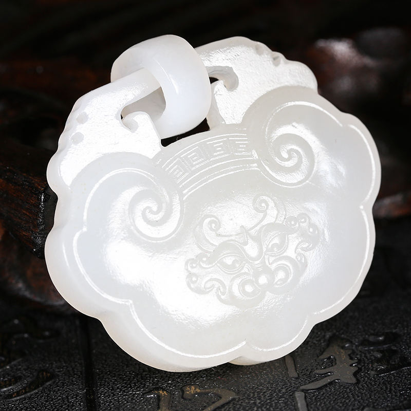 和田玉 羊脂玉 长命锁 挂件 41.225克