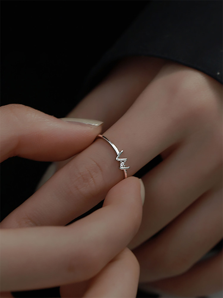 925纯银饰w字母戒指环女小众设计高级冷淡风感英文指环开口食指戒